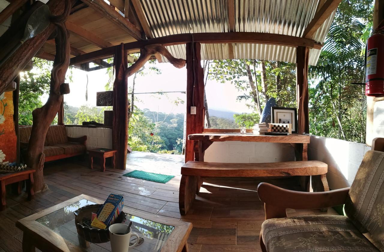 Jungle Roots Hotel Тена Екстериор снимка